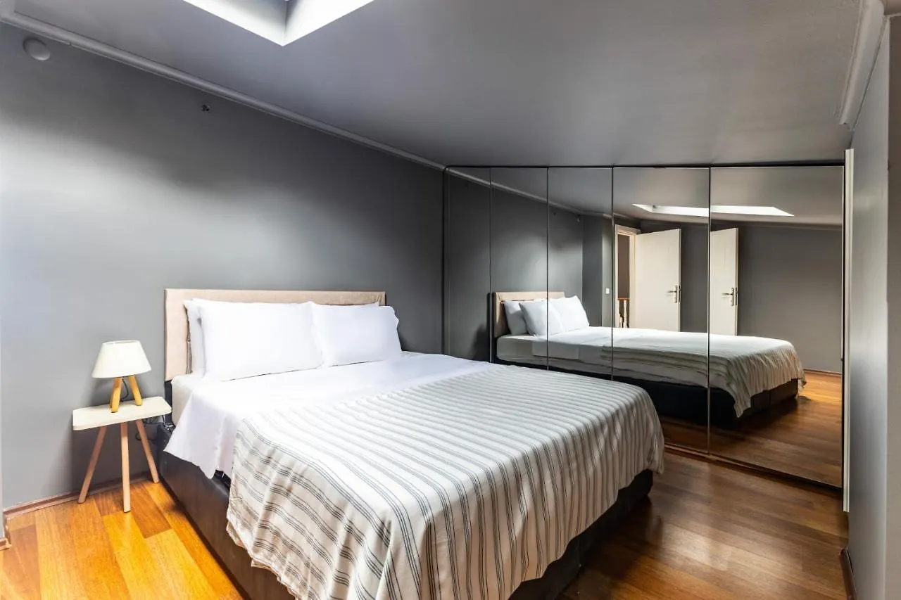 Duplex Flat W Panoramic Bosphorus View And Terrace Lejlighed Istanbul 0*,